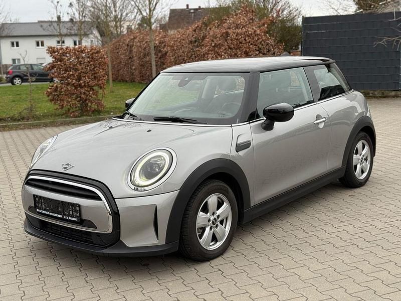 Gebraucht Mini Cooper 136 PS (100 kW) 2022 Silber Kleinwagen