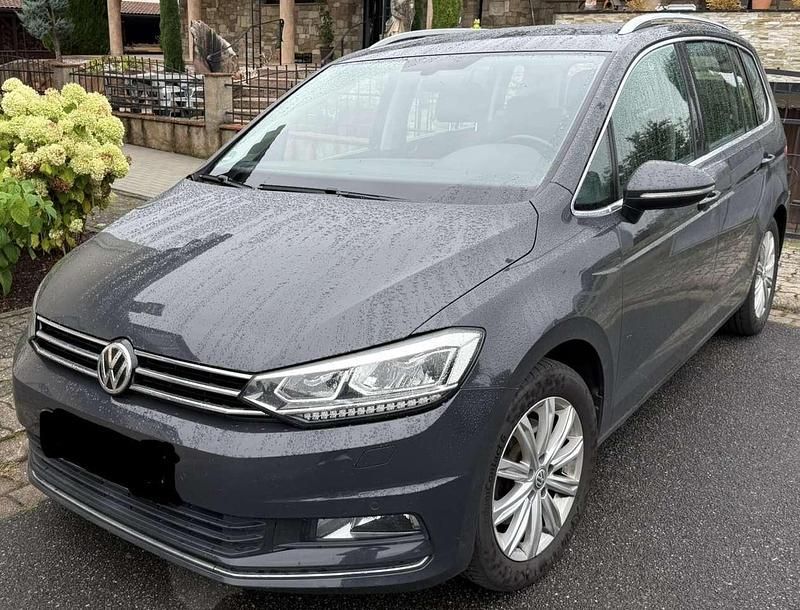 Grau Gebraucht 2016 VW Touran Highline Van / Kleinbus | 12.500 € (Fairer Preis) - Bild 1/4