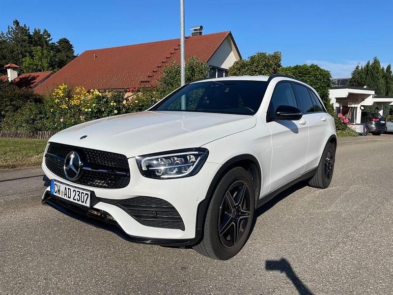 Weiß Gebraucht 2022 Mercedes GLC300 SUV | 34.990 € (Superpreis) - Bild 1/4