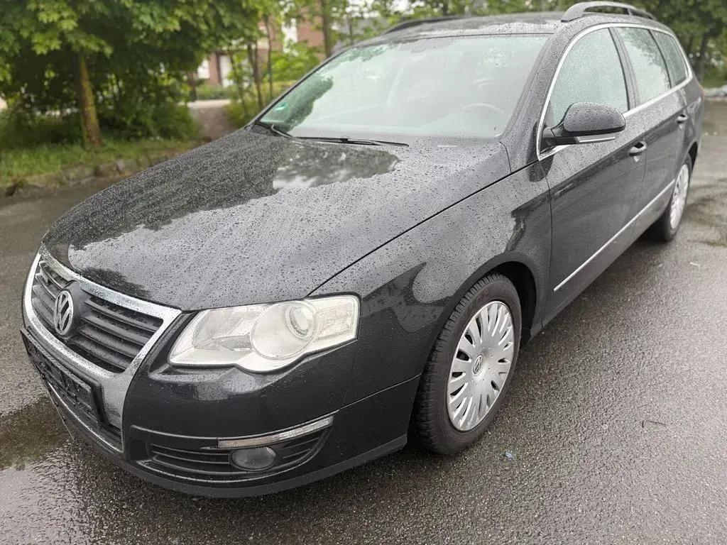 Używany VW Passat 110 KM (80 kW) 2009 Czarny Kombi