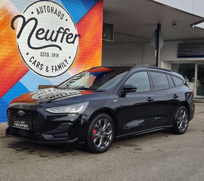 Schwarz Gebraucht 2023 Ford Focus ST-Line X Kombi | 24.999 € (Fairer Preis) - Bild 1/4