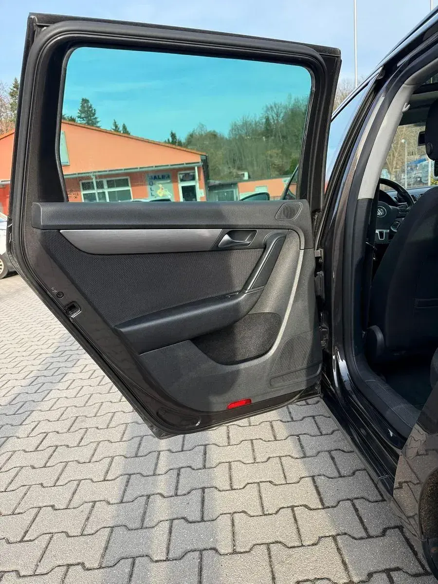 Gebraucht VW Passat Comfortline 105 PS (77 kW) 2011 Kombi