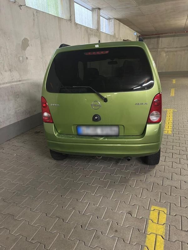 Gebraucht Opel Agila 58 PS (42 kW) 2001 Grün Van / Kleinbus