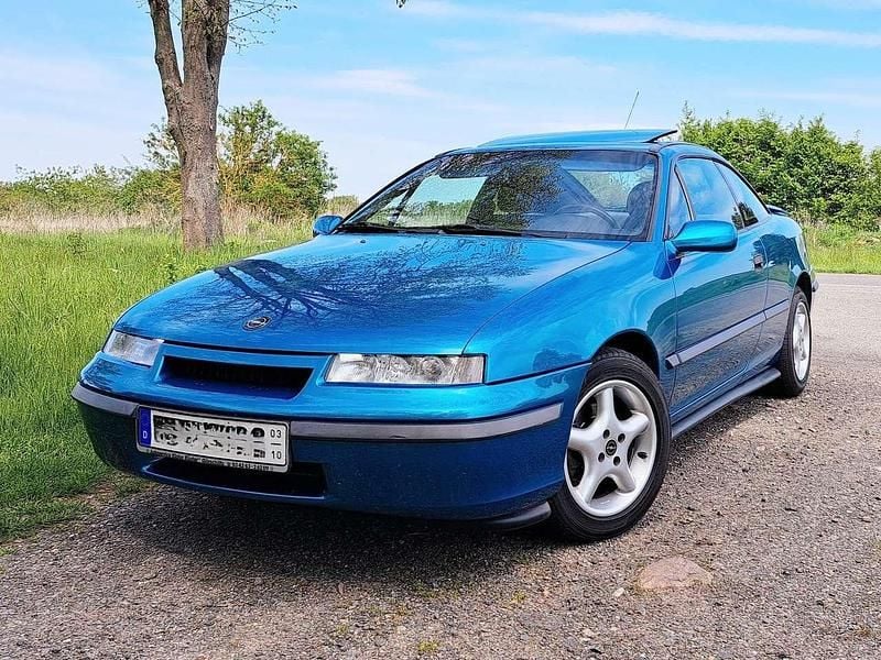 Blau Gebraucht 1994 Opel Calibra Selection Coupé | 5.990 € - Bild 1/4