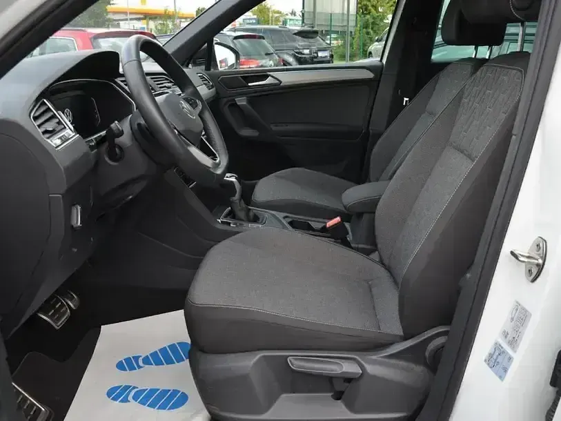Gebraucht VW Tiguan Move 150 PS (110 kW) 2024 Pure white SUV