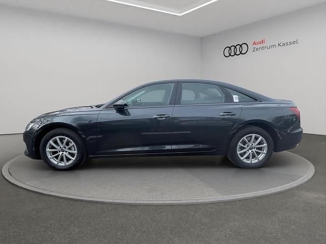 Gebraucht Audi A6 Ambiente 245 PS (180 kW) 2022 Grau Limousine