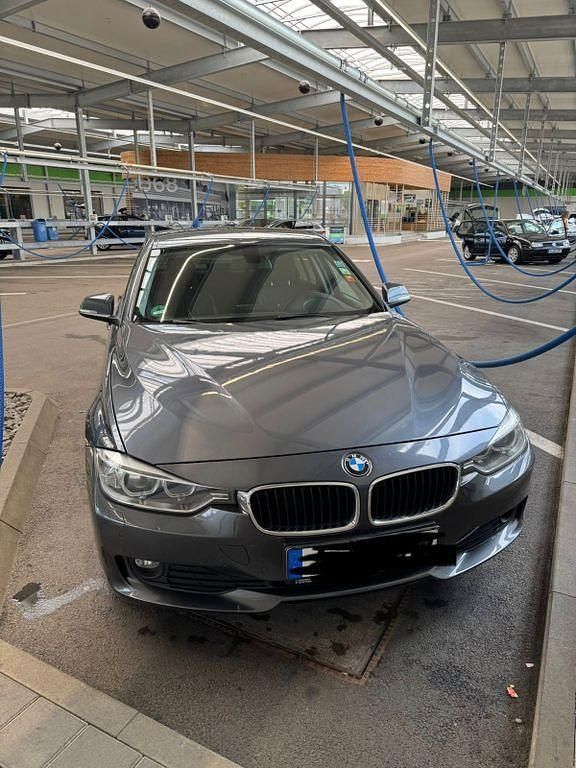 Gebraucht BMW 320 Efficient Dynamics 163 PS (119 kW) 2013 Grau Limousine