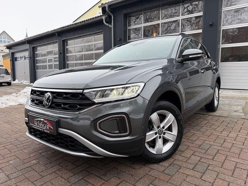 Grau Gebraucht 2023 VW T-Roc Life SUV | 22.999 € (Superpreis) - Bild 1/4