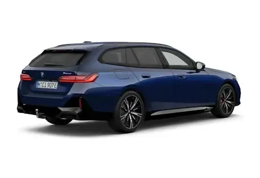 Neu BMW 550e Comfort Edition 489 PS (359 kW) 2026 Blau Kombi