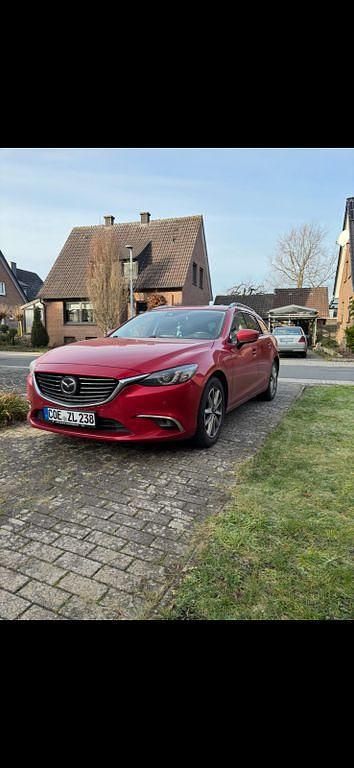 Rot Gebraucht 2017 Mazda 6 Nakama Intense Limousine | 16.000 € (Teuer) - Bild 1/1