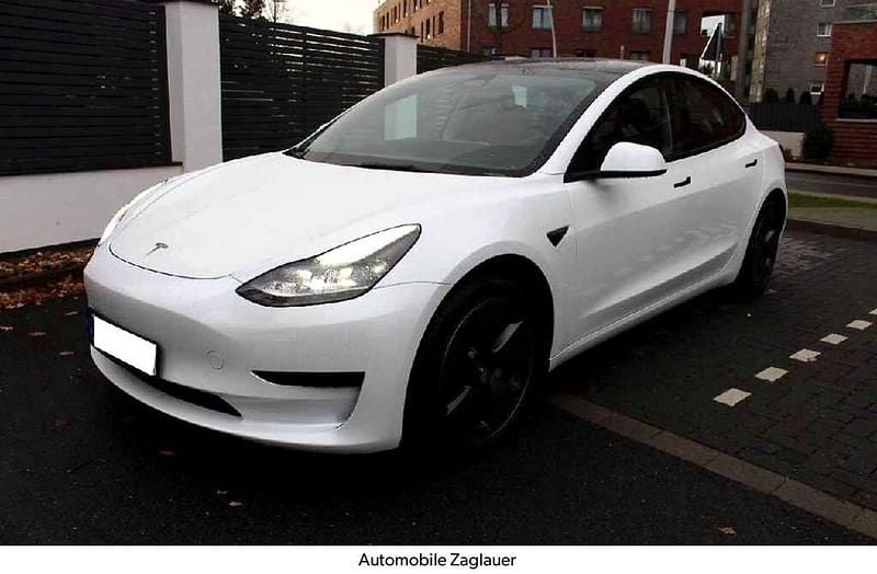 Gebraucht Tesla Model 3 RWD 239 kW (325 PS) 2022 Weiß Limousine