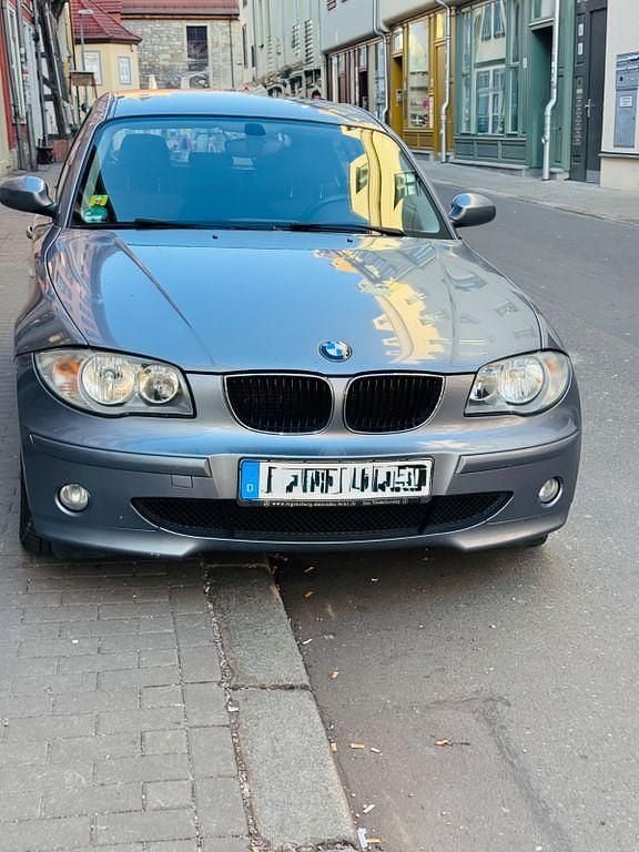 Gebraucht BMW 120 150 PS (110 kW) 2006 Grau Kleinwagen