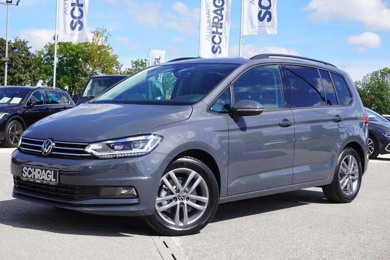 Gebraucht VW Touran Comfortline 150 PS (110 kW) 2024 Delfingrau metallic Van / Kleinbus