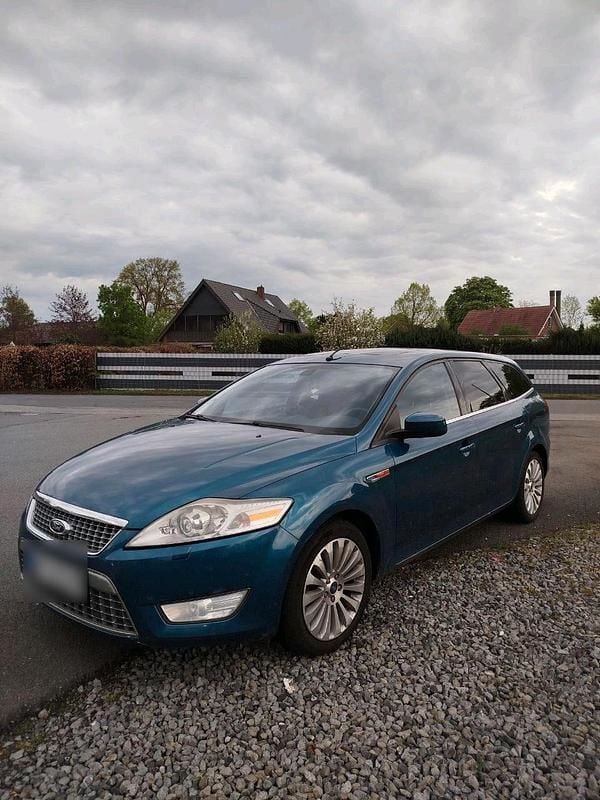 Blau Gebraucht 2007 Ford Mondeo Titanium X Kombi | 2.200 € (Etwas zu teuer) - Bild 1/4