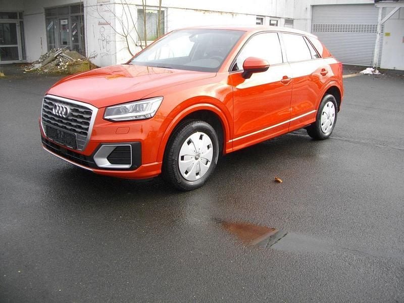 Gebraucht Audi Q2 Sport 116 PS (85 kW) 2019 Orange SUV