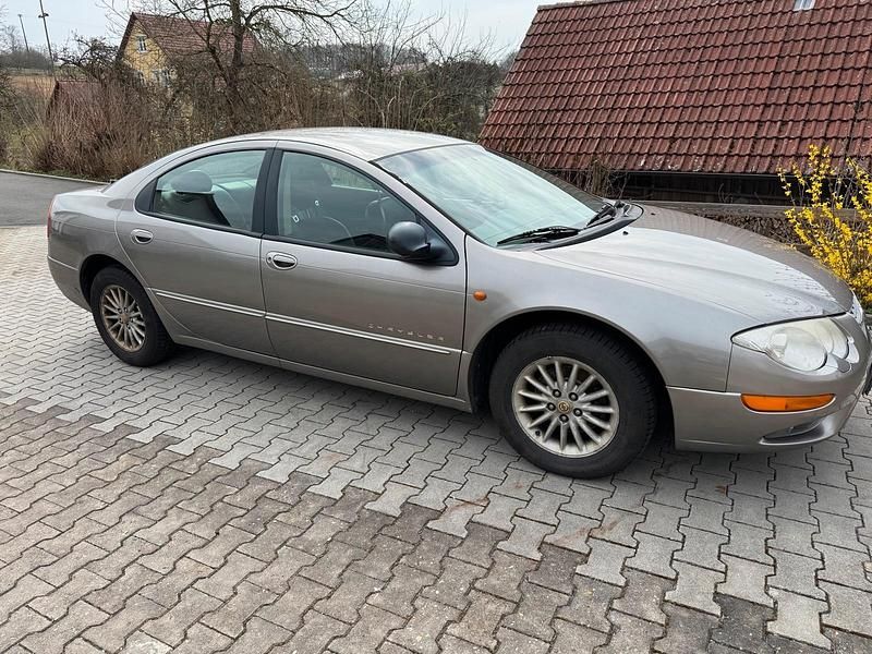 Gold Gebraucht 1999 Chrysler 300M Limousine | 1.900 € - Bild 1/4