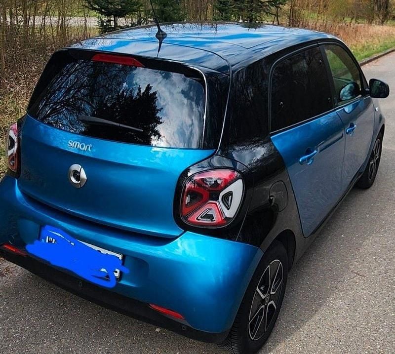 Gebraucht Smart ForFour Electric Drive 60 kW (82 PS) 2020 Blau Kleinwagen