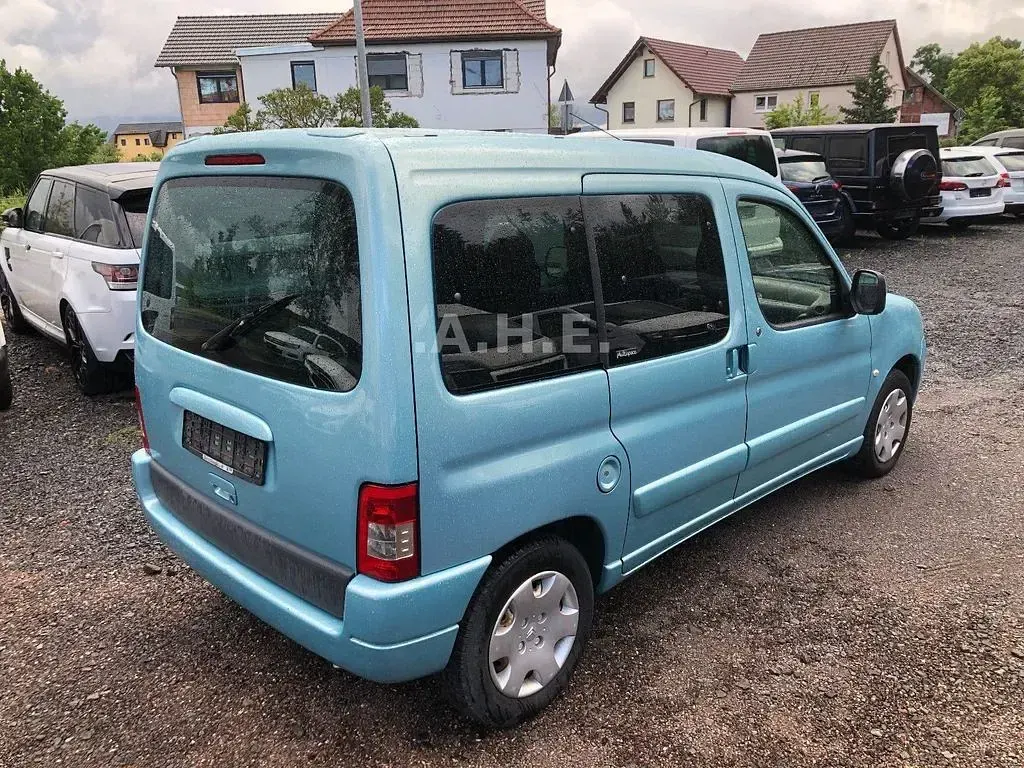 Gebraucht Citroën Berlingo 75 PS (55 kW) 2006 Grün Van / Kleinbus
