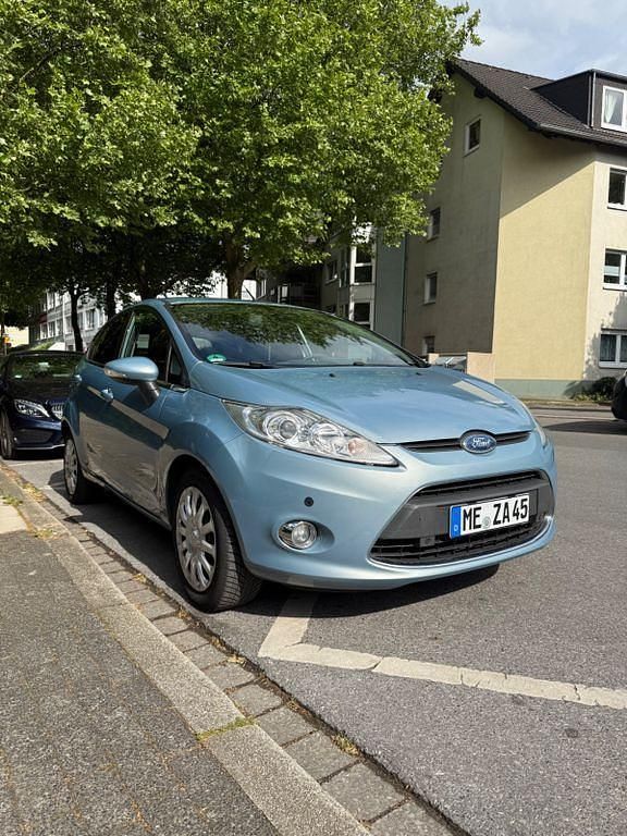 Blau Gebraucht 2008 Ford Fiesta Kleinwagen | 2.550 € (Fairer Preis) - Bild 1/4