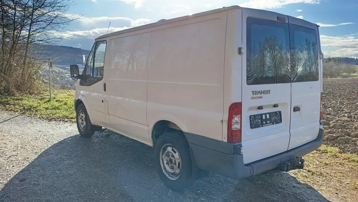 Gebraucht Ford Transit 101 PS (74 kW) 2008 Weiß Van / Kleinbus