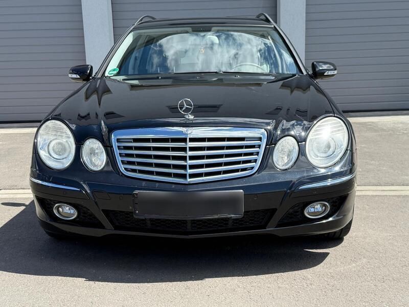 Schwarz Gebraucht 2008 Mercedes E220 Kombi | 5.499 € (Fairer Preis) - Bild 1/4