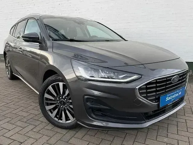 Brugt Ford Focus Titanium 125 HK (91 kW) 2023 Grå Sedan