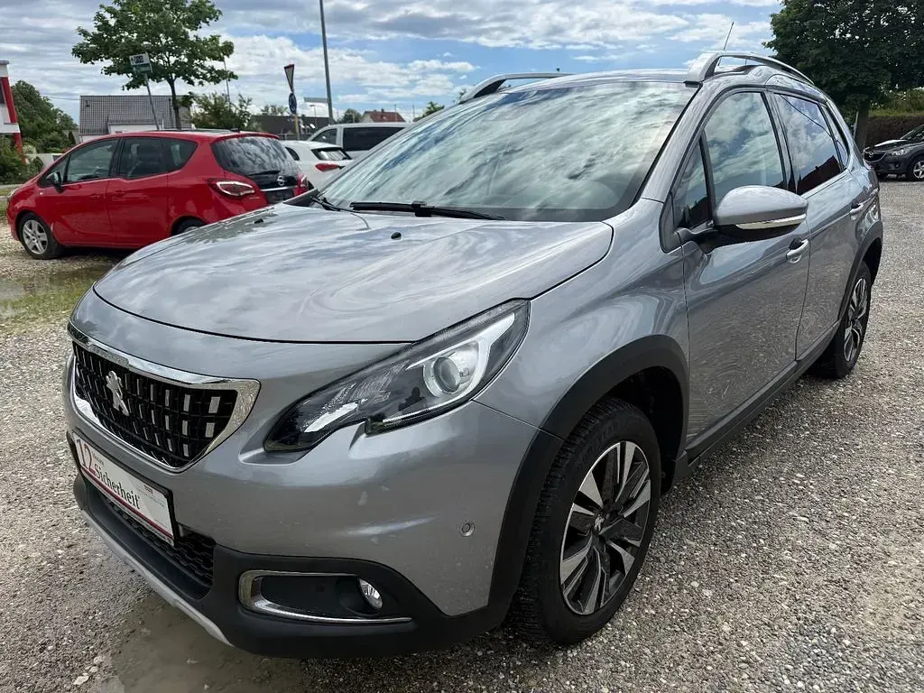 Gebraucht Peugeot 2008 Allure 131 PS (96 kW) 2019 Grau SUV