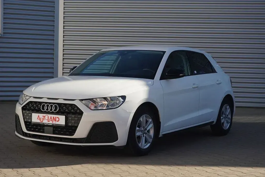 Gebraucht Audi A1 Sportback Comfort 95 PS (69 kW) 2019 Weiss Kleinwagen