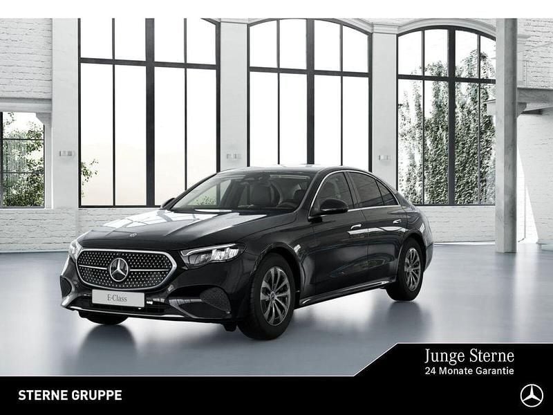 Unilack schwarz Gebraucht 2025 Mercedes E200 Limousine | 51.990 € (Superpreis) - Bild 1/4