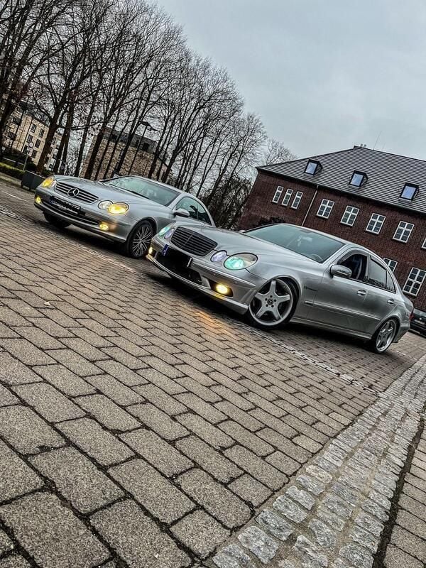 Silber Gebraucht 2004 Mercedes E500 AMG Limousine | 6.899 € (Superpreis) - Bild 1/4