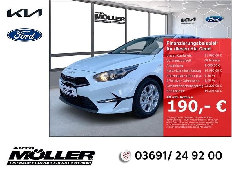 Weiss Gebraucht 2025 Kia Ceed Vision Kleinwagen | 21.990 € (Superpreis) - Bild 1/4