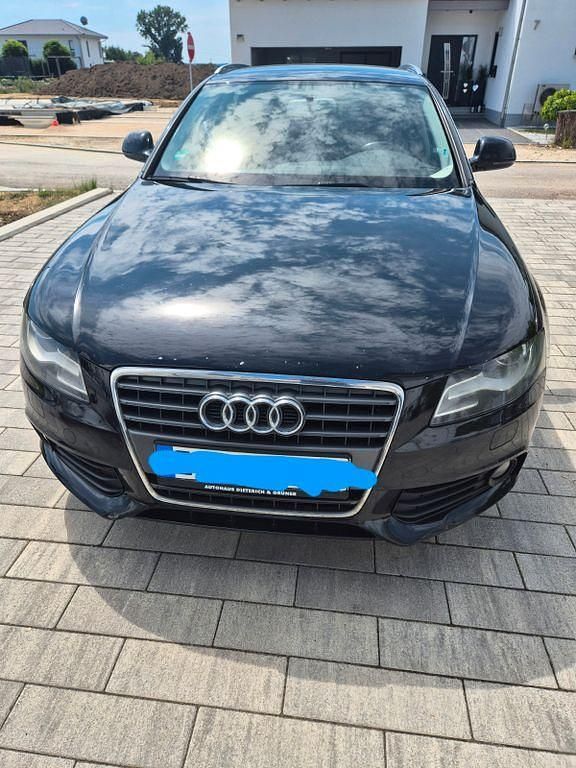 Usata Audi A4 140 CV (102 kW) 2009 Nero Station wagon