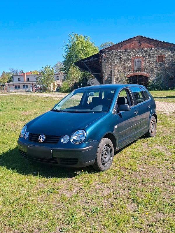 Gebraucht VW Polo 63 PS (46 kW) 2002 Grün Kleinwagen