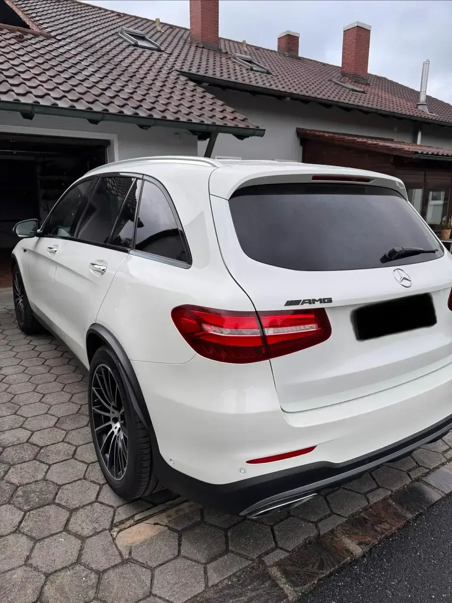 Gebraucht Mercedes GLC43 AMG AMG 369 PS (271 kW) 2016 Weiß SUV