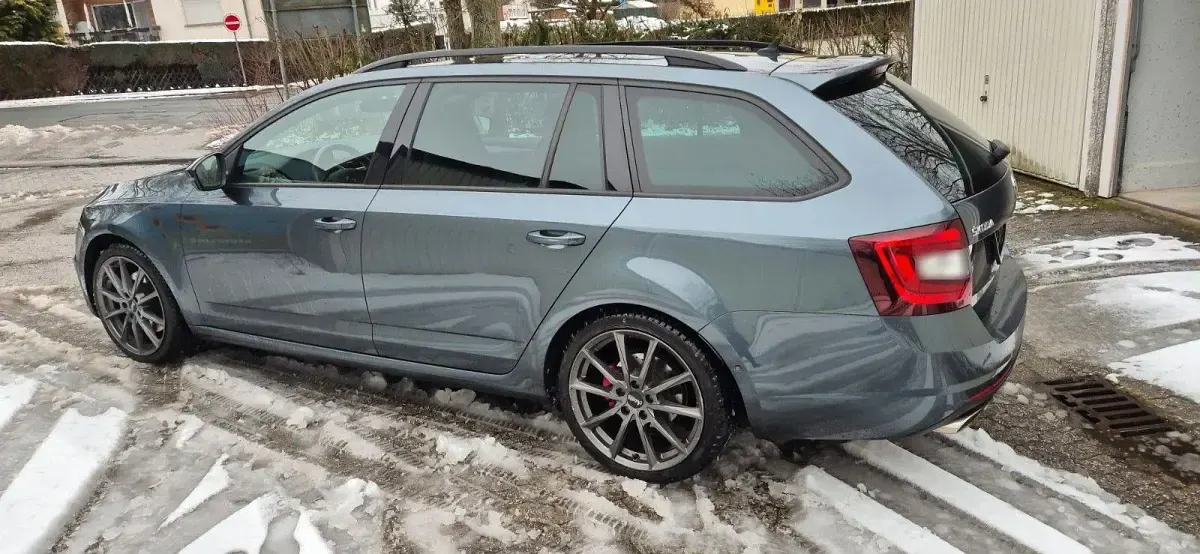 Gebraucht Skoda Octavia RS 184 PS (135 kW) 2017 Grau Kombi