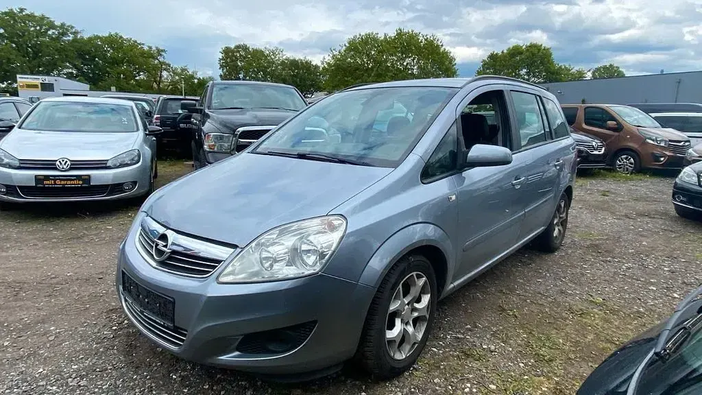 Gebraucht Opel Zafira Edition 140 PS (102 kW) 2009 Silber Van / Kleinbus