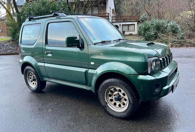 Gebraucht Suzuki Jimny Ranger 86 PS (63 kW) 2015 Grün SUV