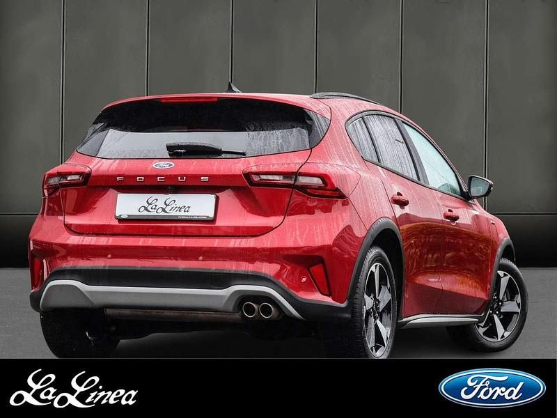 Gebraucht Ford Focus Active X 155 PS (114 kW) 2025 Fantastic red tc Limousine