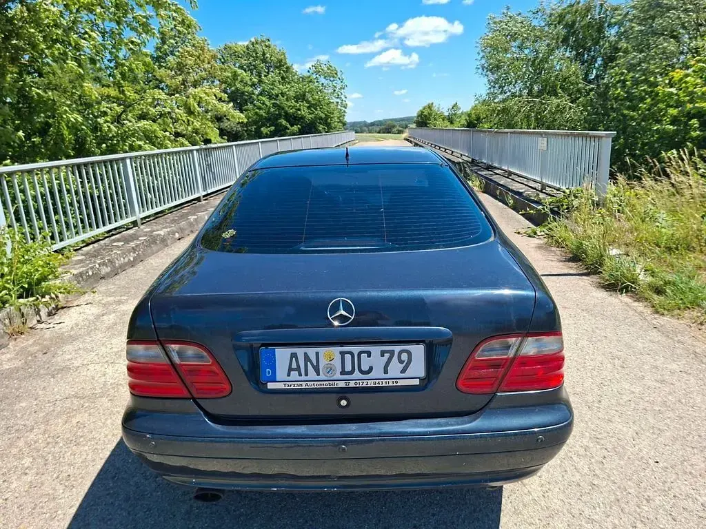 Gebraucht Mercedes CLK320 Elegance 218 PS (160 kW) 2000 Schwarz Coupé