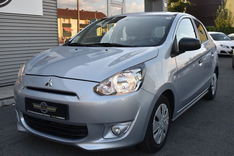 Gebraucht Mitsubishi Space Star Diamant Edition 71 PS (52 kW) 2016 Silber Kleinwagen