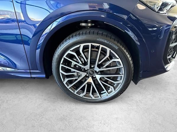 Neu Audi Q5 Ambiente 204 PS (150 kW) 2025 Blau (navarrablau metallic) SUV