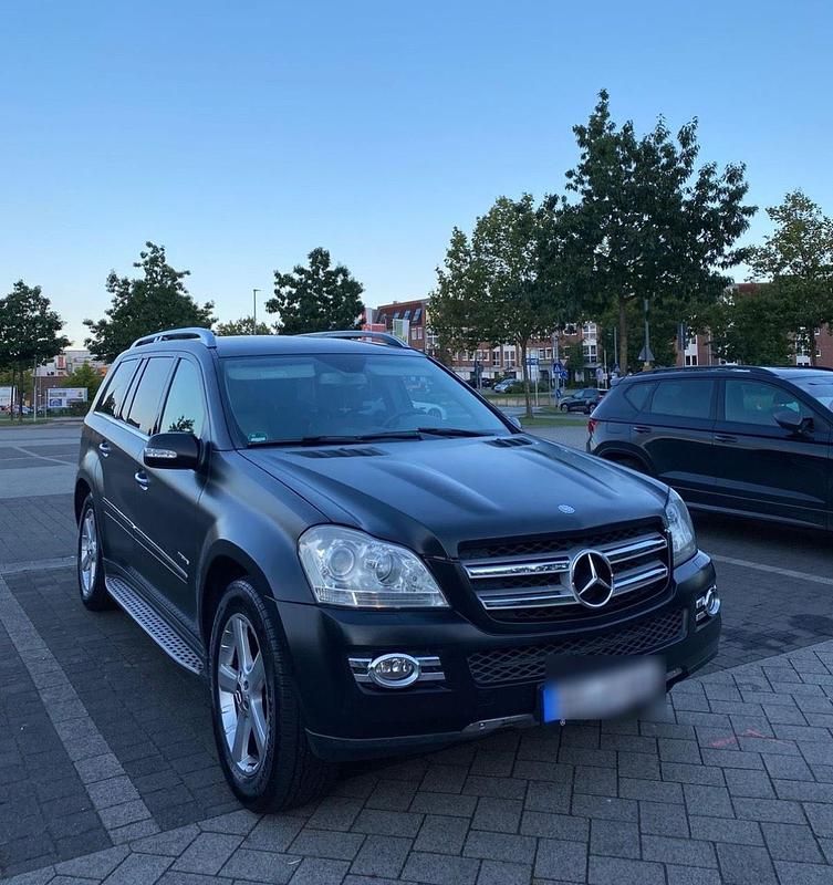 Schwarz Gebraucht 2008 Mercedes GL320 SUV | 7.500 € (Fairer Preis) - Bild 1/4