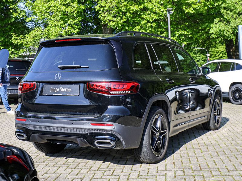 Gebraucht Mercedes GLB200 AMG 150 PS (110 kW) 2021 Schwarz metalliclack kosmosschwarz SUV
