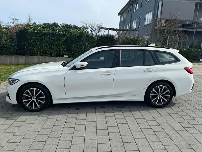 Gebraucht BMW 318 Advantage 150 PS (110 kW) 2020 Weiß Kombi