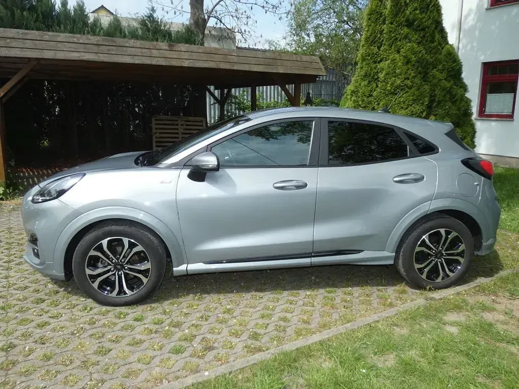 Second-hand Ford Puma ST-Line 125 CP (91 kW) 2021 Argintiu SUV