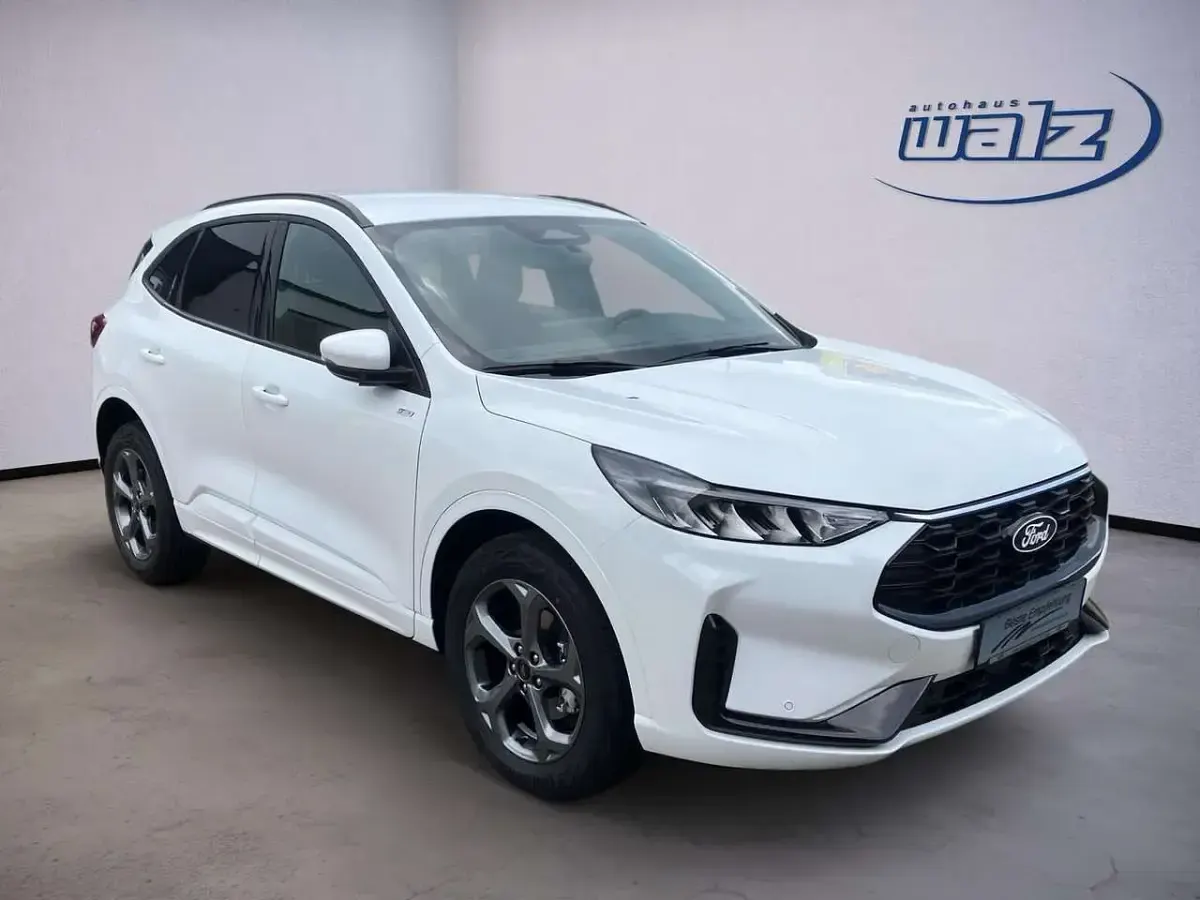 Neu Ford Kuga ST-Line 179 PS (131 kW) 2026 Frostweiß SUV