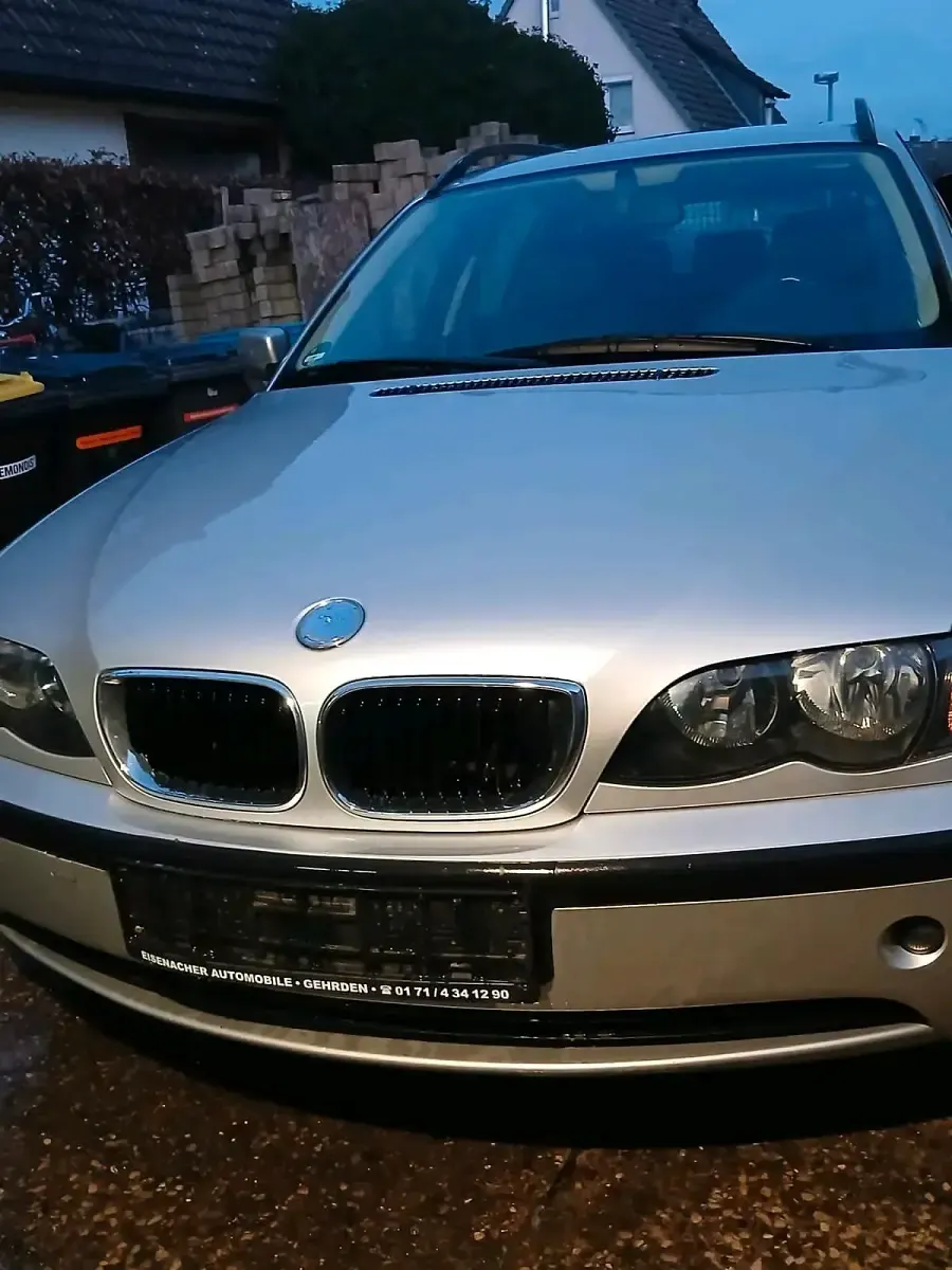 Gebraucht BMW 316 116 PS (85 kW) 2004 Silber Kombi