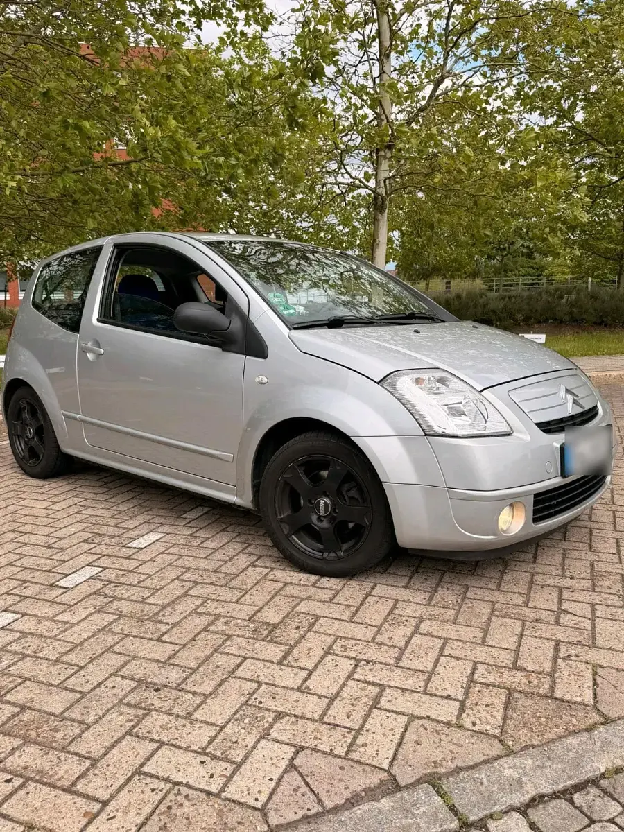Gebraucht Citroën C2 82 PS (60 kW) 2006 Silber Kleinwagen