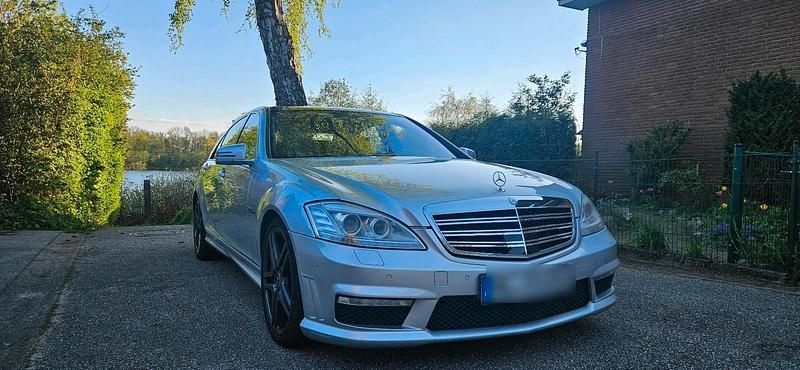 Silber Gebraucht 2009 Mercedes S63 AMG AMG Limousine | 21.000 € (Teuer) - Bild 1/4