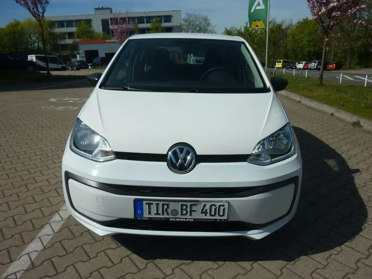 Gebraucht VW up! take up! 60 PS (44 kW) 2017 Weiß Kleinwagen